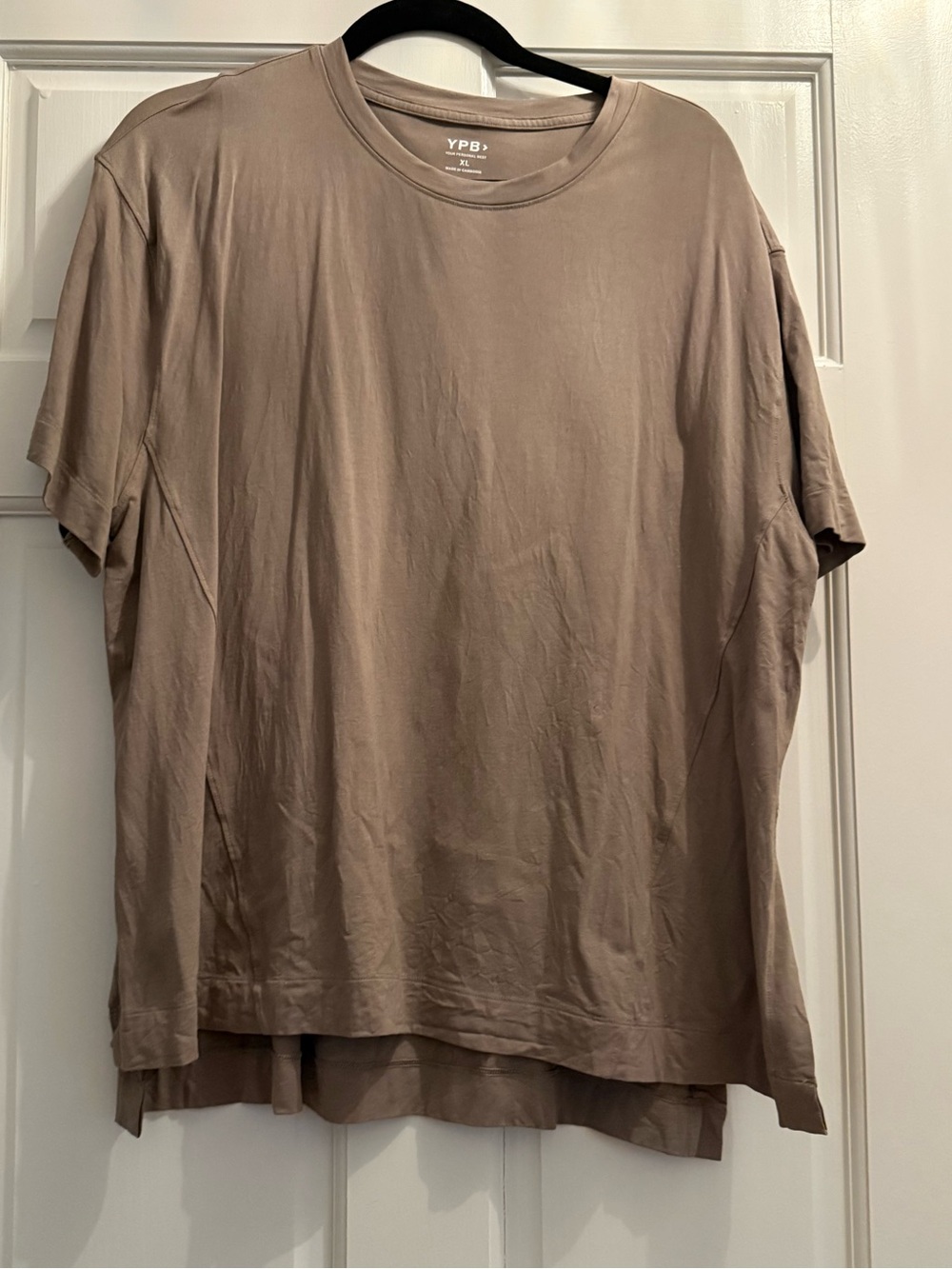 Abercrombie & Fitch YPB taupe tee